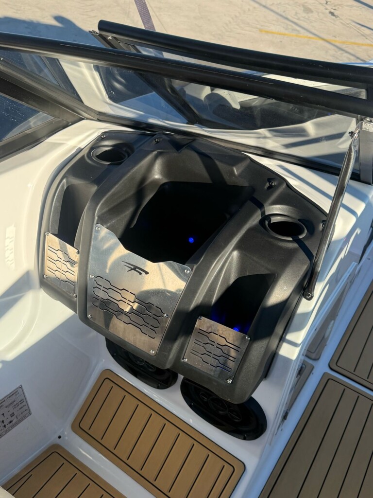 Barco Focker 2012 - 2023