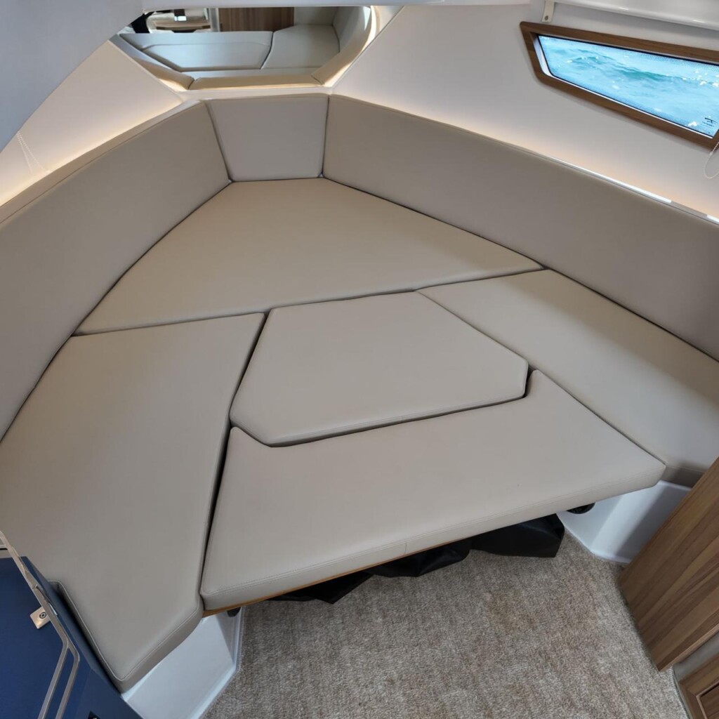 Carreta rodoviária inclusa