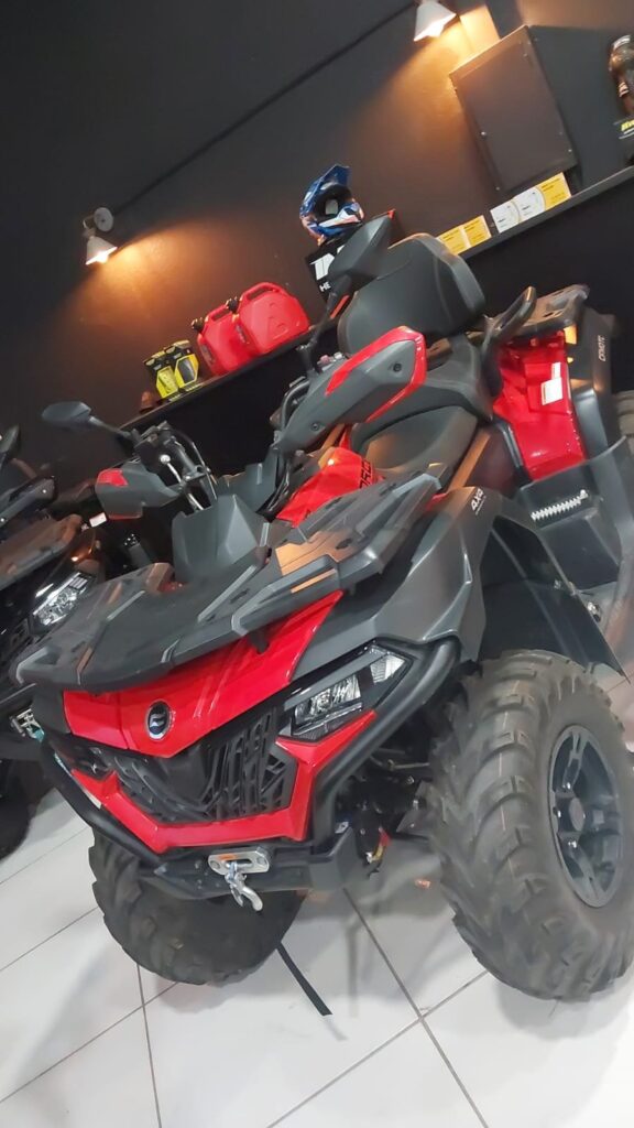 CFMOTO CFORCE 625 Touring 2023 seminovo — foto 2