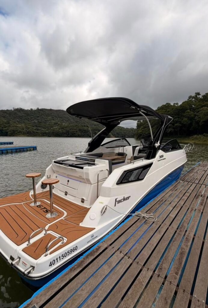 Focker 300 F-Design 2024 seminovo — foto 20