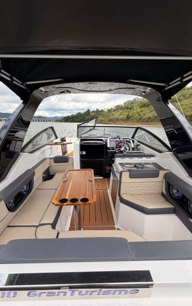 Focker 300 F-Design 2024 seminovo — foto 14