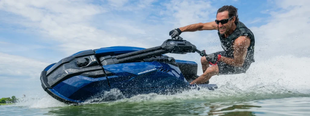 Jet Ski Yamaha SuperJet 2027 — foto 6